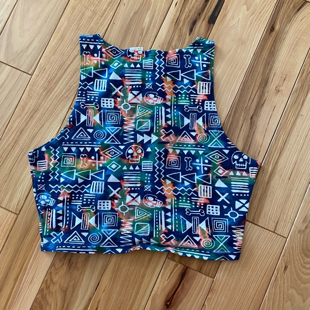 Element Crop Top - Picture 2 of 4